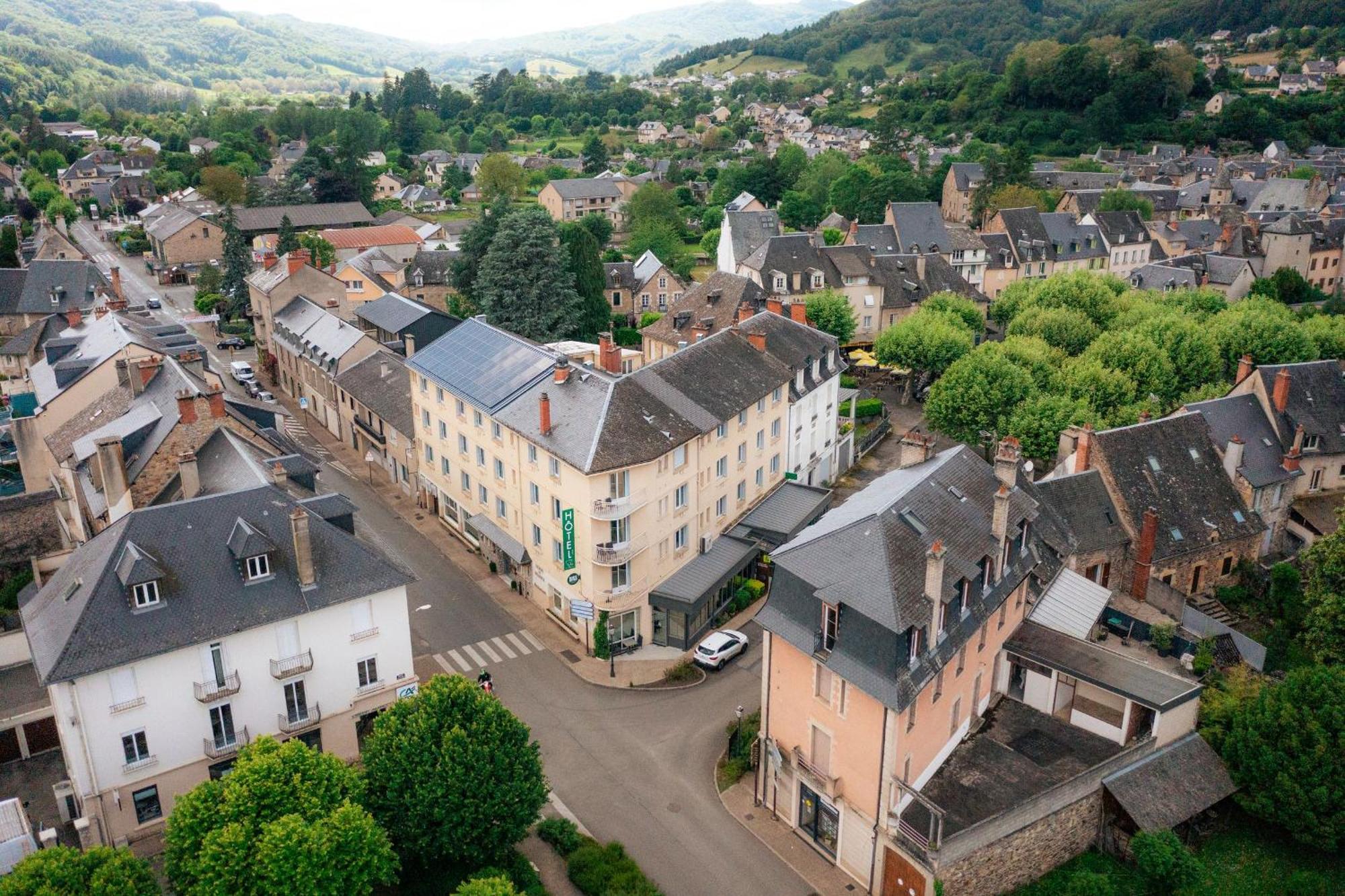Logis Hotel Restaurant De France Saint-Geniez-dʼOlt Exteriör bild